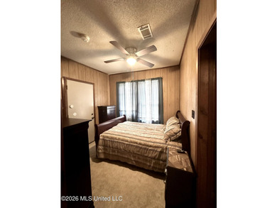 Welcome to 313 Josephine Street in the heart of Gloster - photo 18