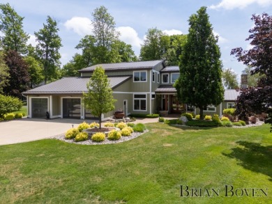 Executive Lake Front Estate - photo 5
