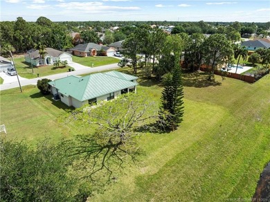 This is it ! Your WARM & SUNNY Florida homes. Store your shovels - photo 4
