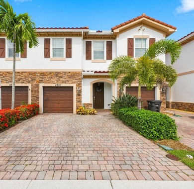 Welcome to this beautifully updated 4-bedroom, 3.5-bath home in - photo 1