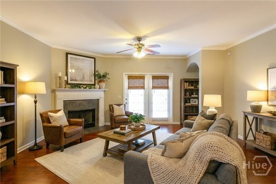PRICE IMPROVED !! Step into this beautifully maintained - photo 4