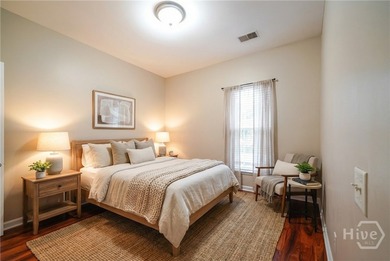 PRICE IMPROVED !! Step into this beautifully maintained - photo 5