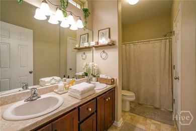 PRICE IMPROVED !! Step into this beautifully maintained - photo 8