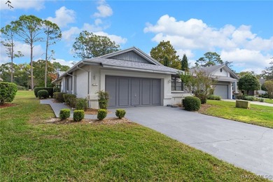 Welcoming 3 bedroom, 2 bath home in the Oakleaf Villas Community - photo 2