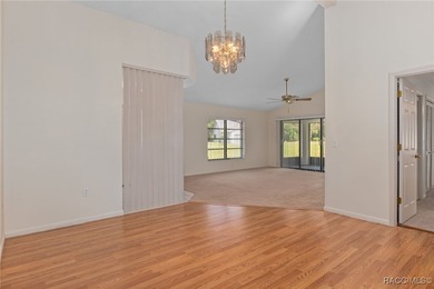 Welcoming 3 bedroom, 2 bath home in the Oakleaf Villas Community - photo 10
