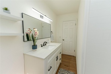 Back on market. Deal died, no fault of the seller. If you missed - photo 22