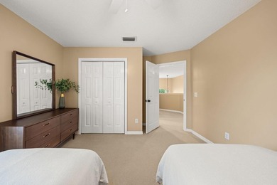 METICULOSULY Cared For, and one of the LOWEST PRICED per sq/ft - photo 29