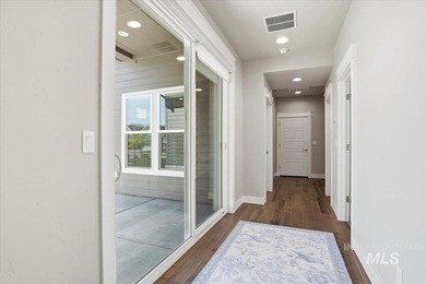 The WINTER SUNSET floorplan by Brighton is a beautifully - photo 31