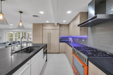 Welcome to coastal living at its finest in this 4-bedroom - photo 1