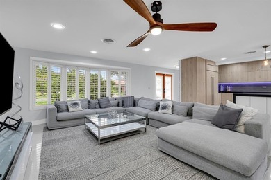 Welcome to coastal living at its finest in this 4-bedroom - photo 3