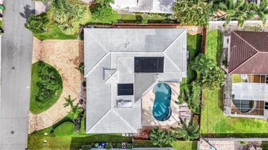 Welcome to coastal living at its finest in this 4-bedroom - photo 4