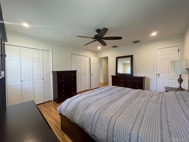 Welcome to this beautifully maintained split-level home located - photo 16