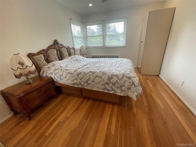 Welcome to this beautifully maintained split-level home located - photo 19