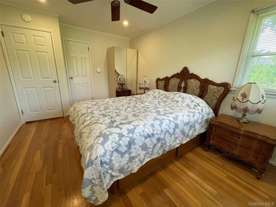 Welcome to this beautifully maintained split-level home located - photo 20