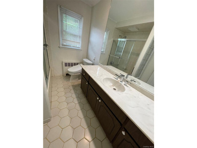 Welcome to this beautifully maintained split-level home located - photo 23