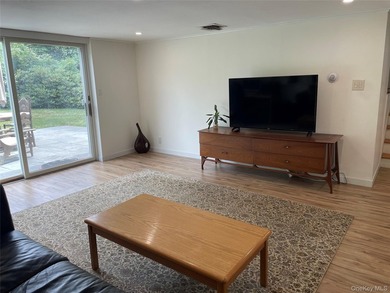Welcome to this beautifully maintained split-level home located - photo 26