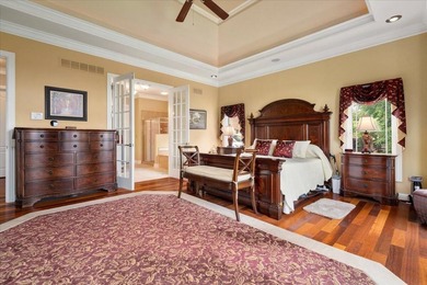 Luxury, timeless craftsmanship, and breathtaking golf course - photo 35