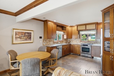 Executive Lake Front Estate - photo 11