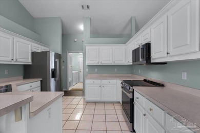 BRICK RANCH ON A CUL-DE-SAC!!! Enjoy the charm of this home - photo 15