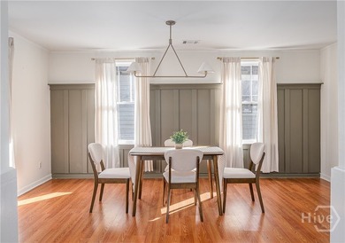 3-bedroom, 2-bath bungalow in the heart of Savannah, just - photo 6