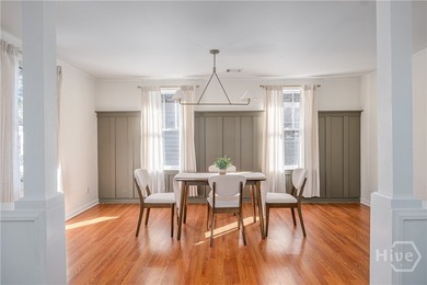 3-bedroom, 2-bath bungalow in the heart of Savannah, just - photo 7