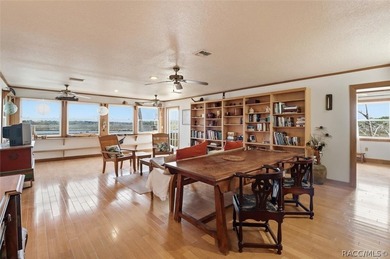 Welcome to a one-of-a-kind waterfront retreat where privacy - photo 30