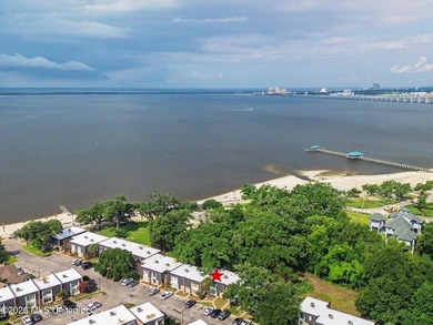 Living at this beautiful 2 bedroom, 3 bath Gulf Oaks Condominium - photo 15