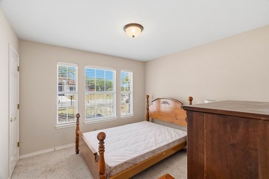 NEW PRICE AND NEW CARPET! Fairway Location | Single Story - photo 17