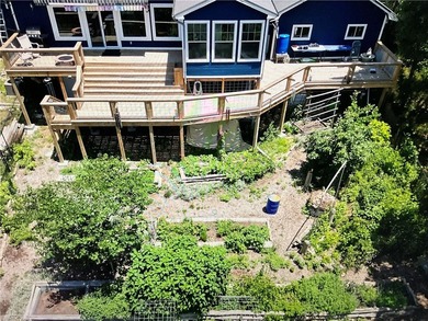Beautifully remodeled, Permacultured Chalet overlooking Table - photo 4