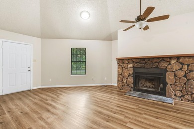 TURNKEY INVESTMENT OPPORTUNITY - 6 UNITS IN LAKESIDE SCHOOL - photo 9