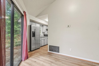 TURNKEY INVESTMENT OPPORTUNITY - 6 UNITS IN LAKESIDE SCHOOL - photo 10
