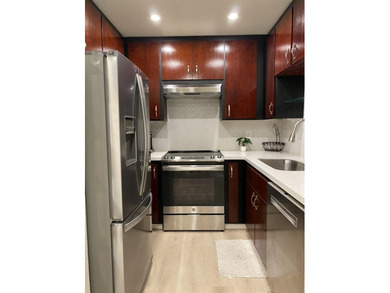 TOWNHOME LUXURY - HOA $177. Monthly. $15,000. in recent - photo 2