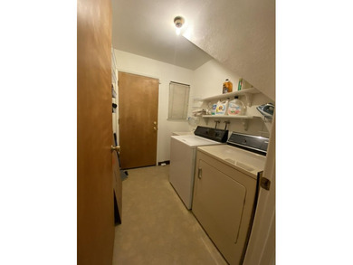 TOWNHOME LUXURY - HOA $177. Monthly. $15,000. in recent - photo 10