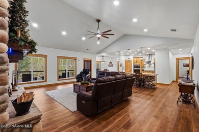 A rare opportunity to own a private, recreation-driven estate at - photo 18
