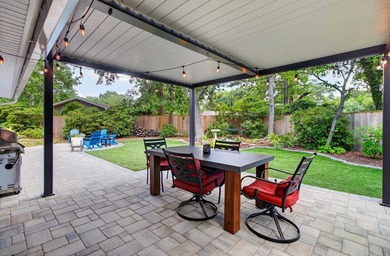 Tucked into the Queensborough neighborhood on James Island, this - photo 36