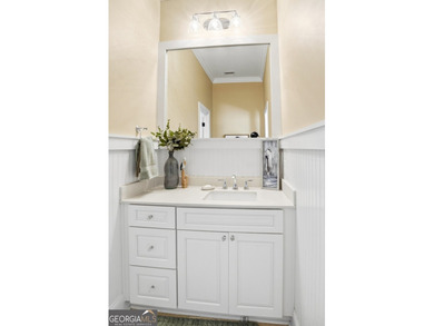 Welcome to this beautifully custom designed 3/4 bedroom, 4 bath - photo 38
