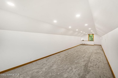 A rare opportunity to own a private, recreation-driven estate at - photo 40