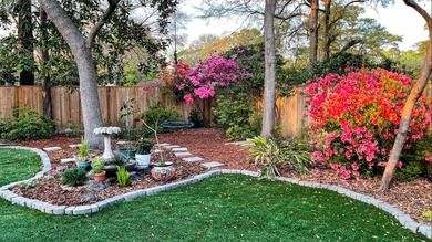 Tucked into the Queensborough neighborhood on James Island, this - photo 43