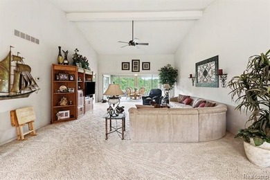 Phenomenal setting, gorgeous 4 bedroom 3 bath custom built ranch - photo 10