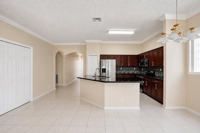 Beautifully maintained, ONE-OWNER 3BR/2BA, K. Hovnanian home in - photo 9