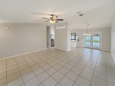 2305 SW Fern Cir is a one-story Port Saint Lucie home with a - photo 3
