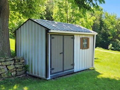 Well-maintained 3-bedroom home on .38 acres on the outskirts of - photo 21