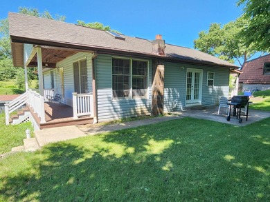 Well-maintained 3-bedroom home on .38 acres on the outskirts of - photo 25
