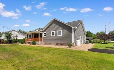 Welcome to this beautiful, recent built 3-bedroom, 2-bath home - photo 29