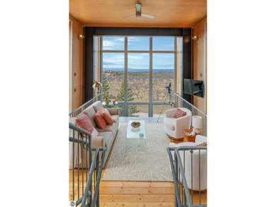 The nationally acclaimed Chameleon House. Designed by renowned - photo 29