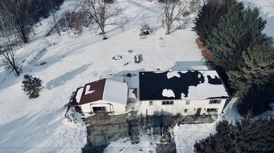 (private lake, pond, creek) Home For Sale in Delafield Wisconsin