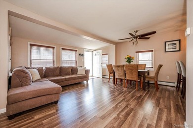 Come see this Adorable, Renovated Ranch in the West End of Long - photo 2