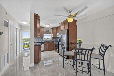 Wake up to panoramic Intracoastal and ocean views from this - photo 6