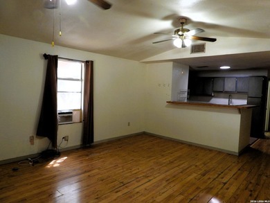 Handyman special with strong upside. Interior needs paint, new - photo 6