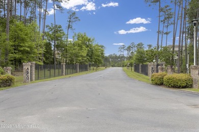 Discover your slice of paradise nestled near the tranquil Biloxi - photo 2